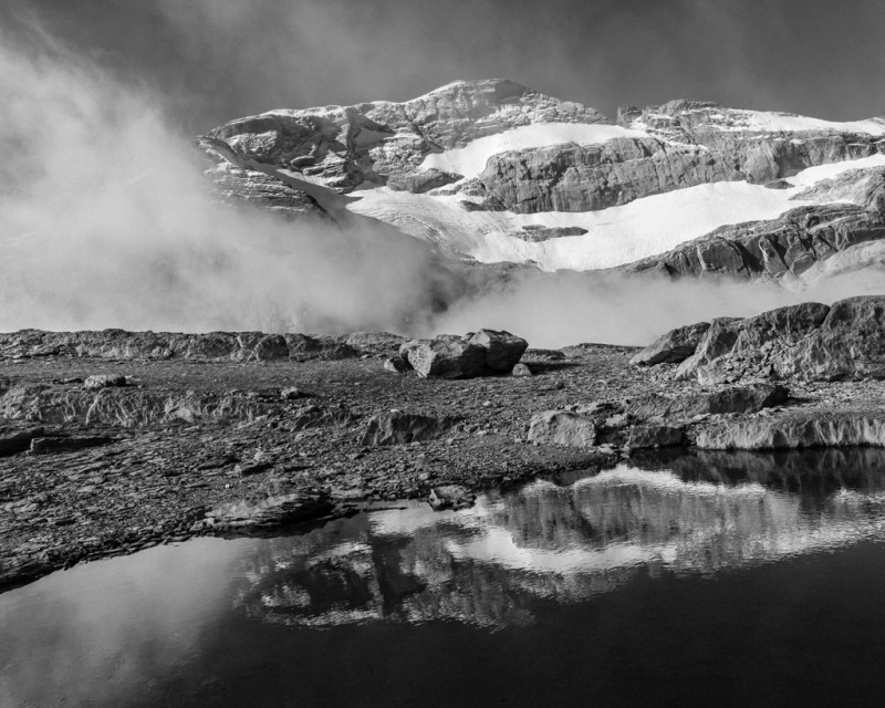 Reflet du Mont-Perdu depuis le balcon de Pineta Reflet du Mont-Perdu depuis le balcon de Pineta